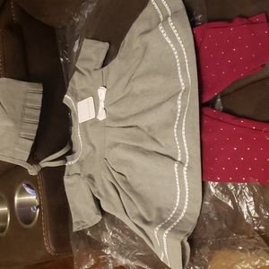 Tahari Infant Girl 2 Piece Flannel Tunic Legging Set